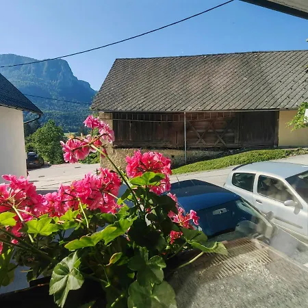 Apartma Bela Lägenhet *