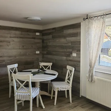 Apartma Bela